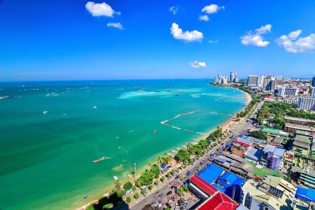 Honey Lodge Pattaya Buitenkant foto